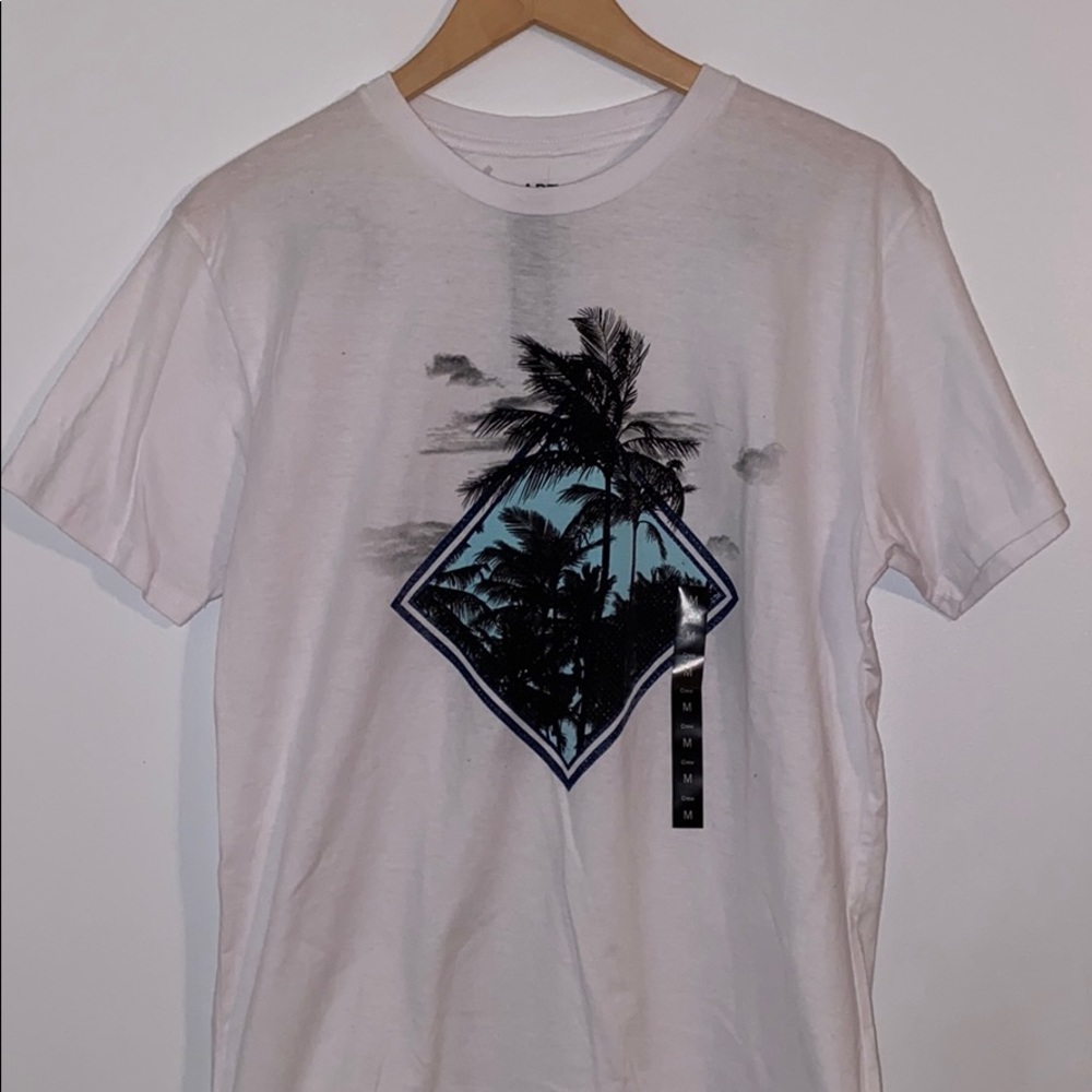 APT. 9 White Tropical T-Shirt NWT